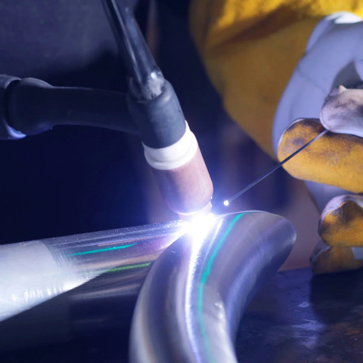STAHLWERK Schweißgerät CTM-416 Puls Pro 6-in-1 Schutzgas-Schweißgerät | Inverter mit 160 A, Puls-Funktion für Aluminium und 40 A Plasmaschneider CUT | WIG | MIG MAG | PULS | MMA | FLUX