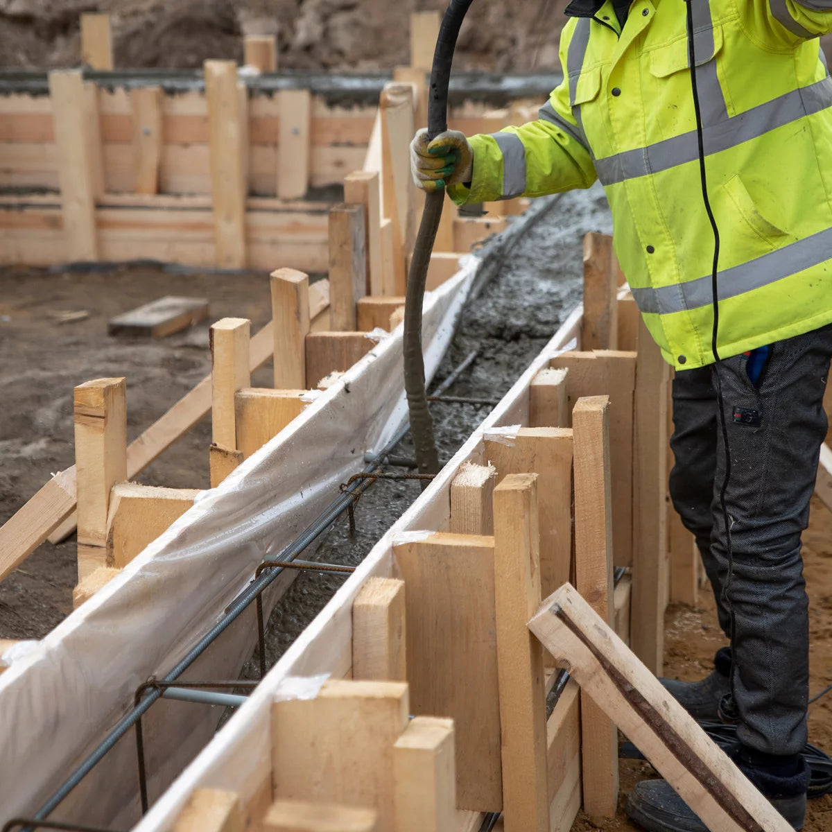 Bouteille vibrante STAHLWERK Ø 45 mm | Longueur de tuyau de 600 cm | Vibrateur interne à arbre flexible pour vibrateurs électriques à béton | Tuyau vibrant pour compacteurs à béton, vibrateurs de bouteilles et vibrateurs à béton