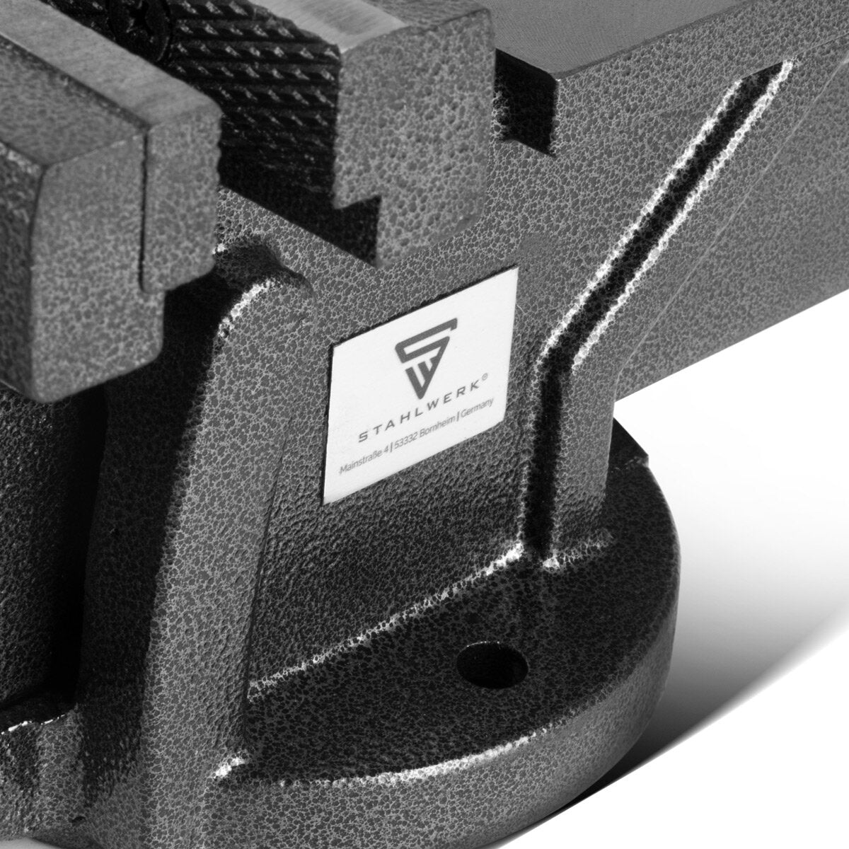 STAHLWERK Schraubstock BV-150 ST aus Gusseisen mit 150 mm Spannweite, Maschinenschraubstock | Werkbankschraubstock | Spannvorrichtung | Parallelschraubstock | Tischschraubstock mit Amboss
