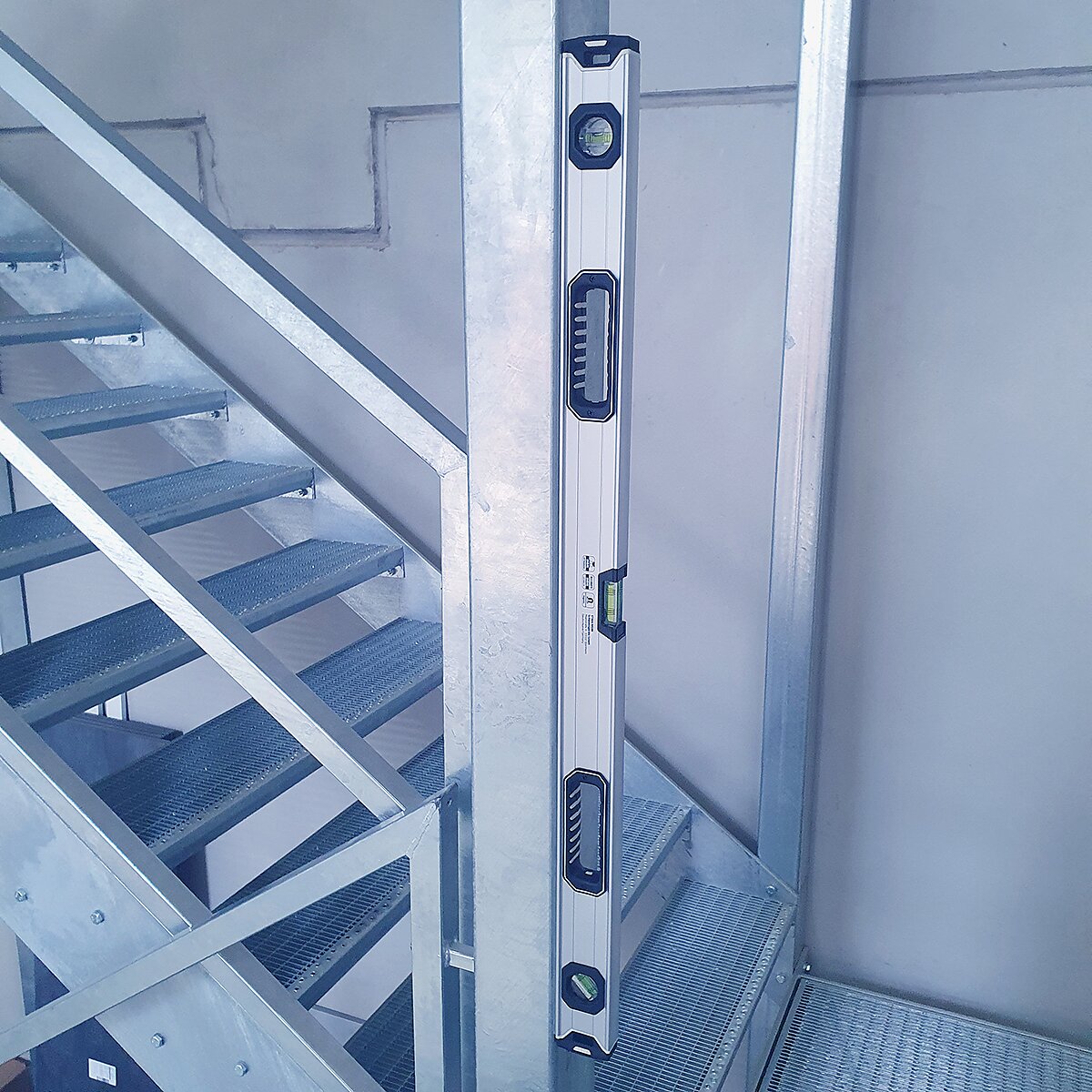 Échelle d'eau en acier W-1000 St Fabriqué en aluminium avec une longueur directionnelle magnétique de longueur de 1000 mm | Échelle de l'eau de l'aimant | Échelle d'eau en aluminium