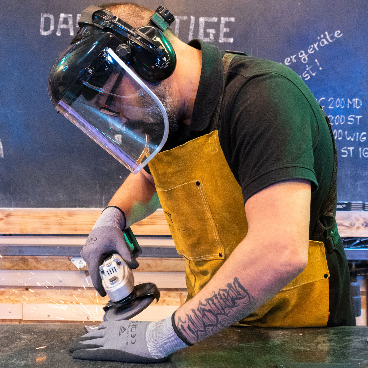 STAHLWERK 3er Set Gesichtsschutzschild / Schutzvisier / Schutzausrüstung / ergonomisch, aus stabilem Kunststoff