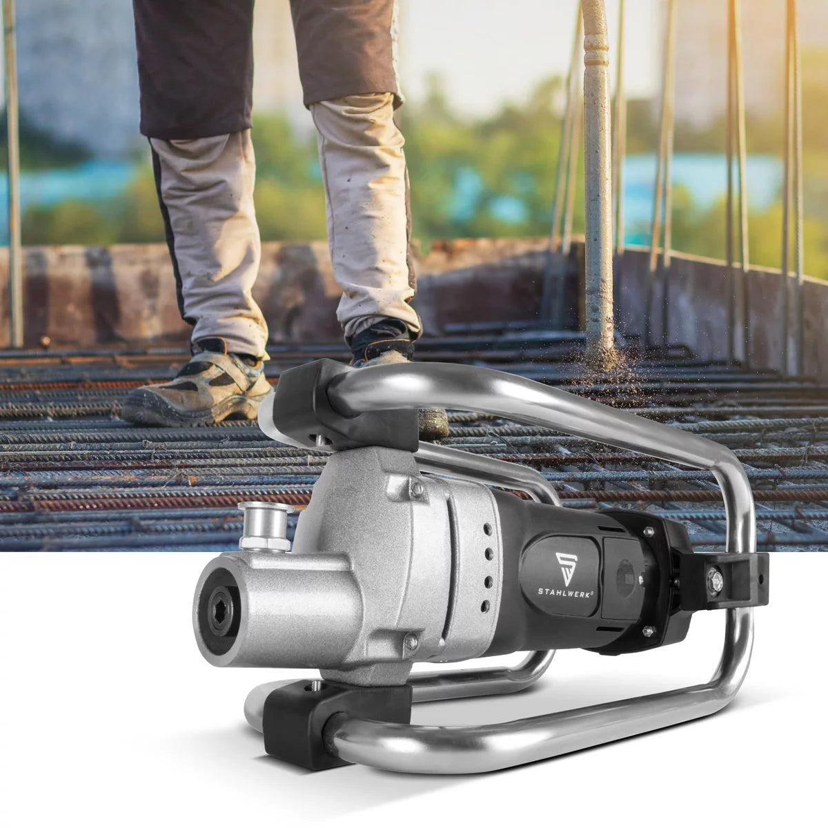 Compacteur à béton STAHLWERK BR-2300 ST | 2 300 watts à 4 000 tr/min | Vibrateur à béton puissant | Vibrateur de bouteille pour bouteille vibrante 35 / 50 mm | Vibrateur interne pour murs, plafonds, fondations